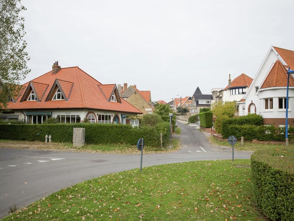 Beautiful Villa 200 Metres From The Sea Koksijde Exterior foto
